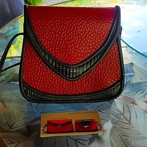 Roche leather purse